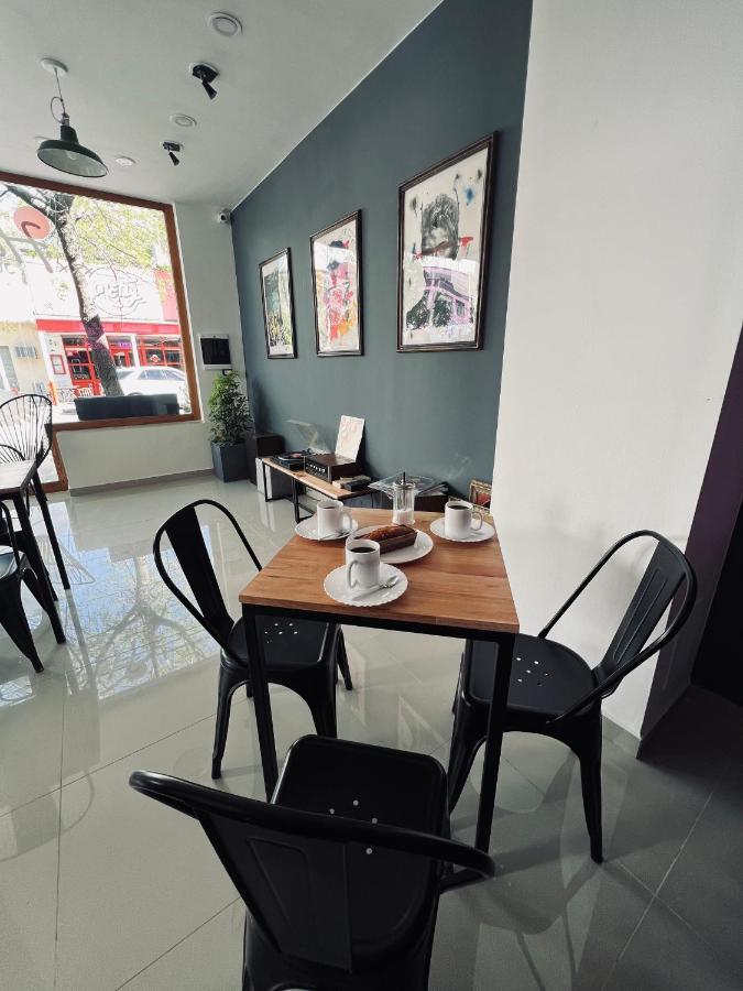 ניוקואן Black Star Art Hostel מראה חיצוני תמונה