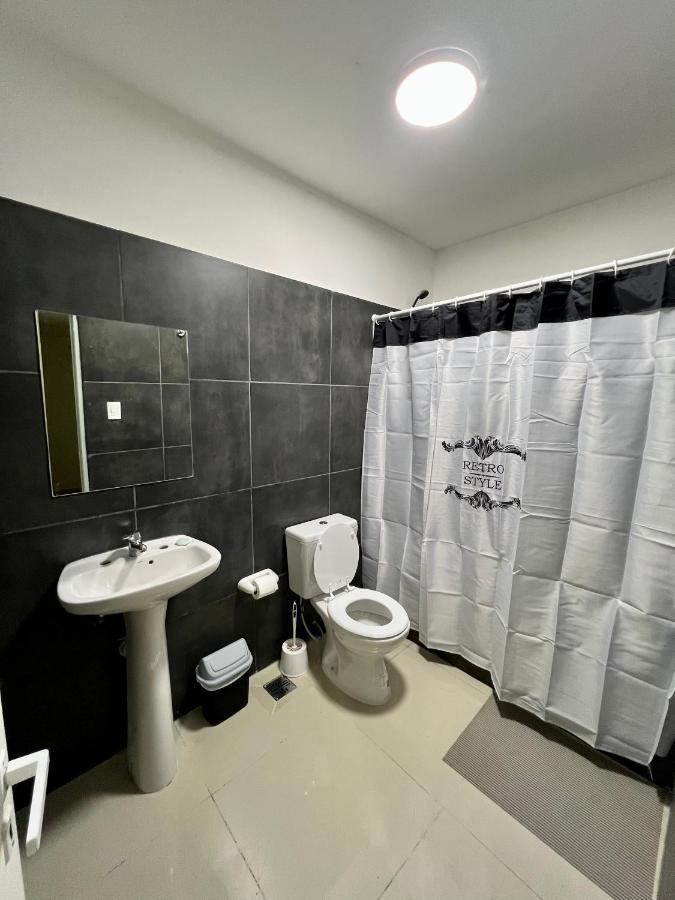 ניוקואן Black Star Art Hostel מראה חיצוני תמונה