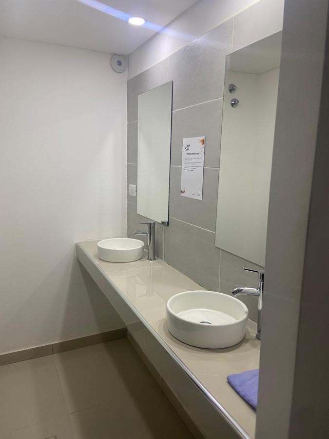 ניוקואן Black Star Art Hostel מראה חיצוני תמונה