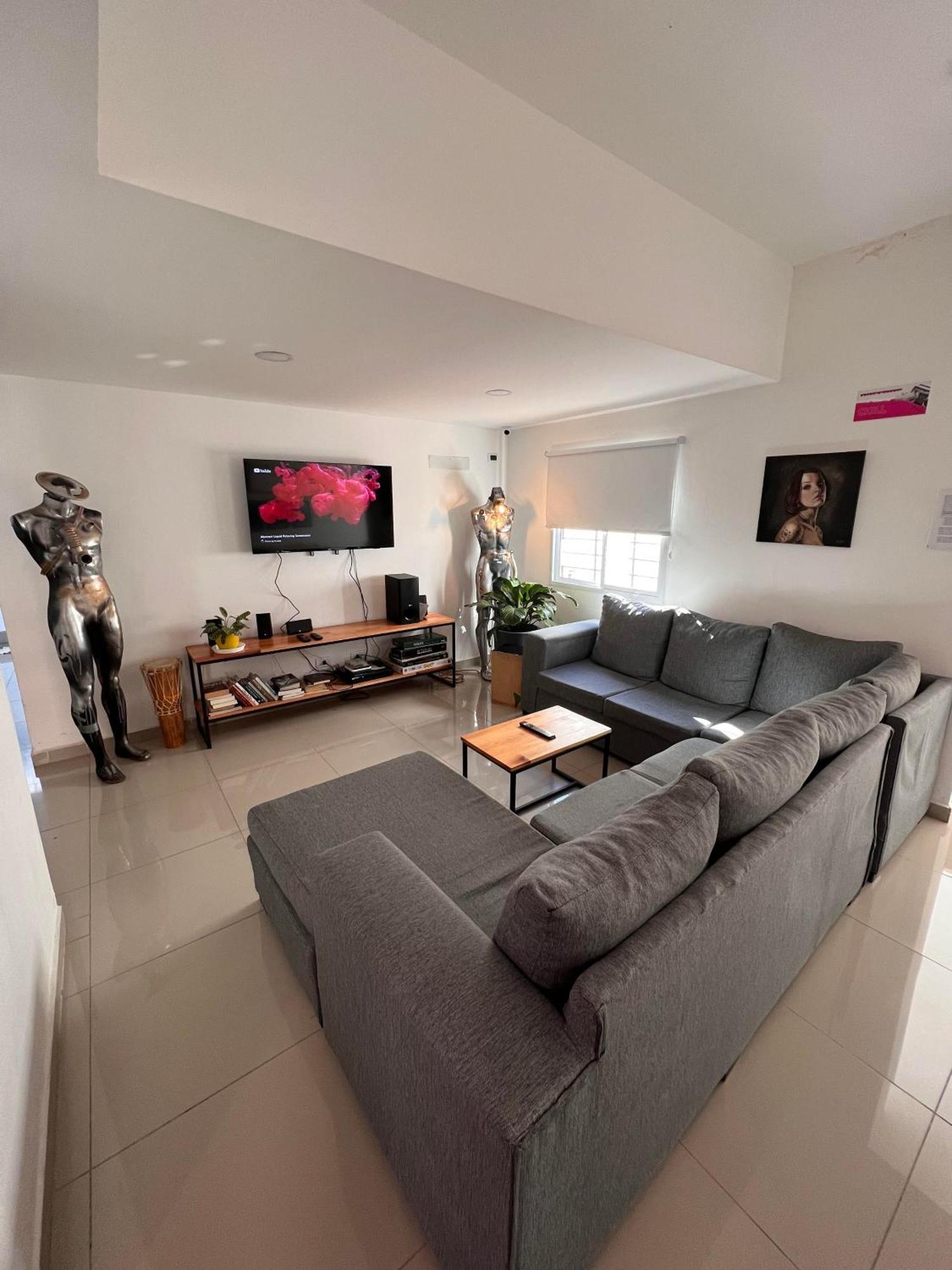 ניוקואן Black Star Art Hostel מראה חיצוני תמונה